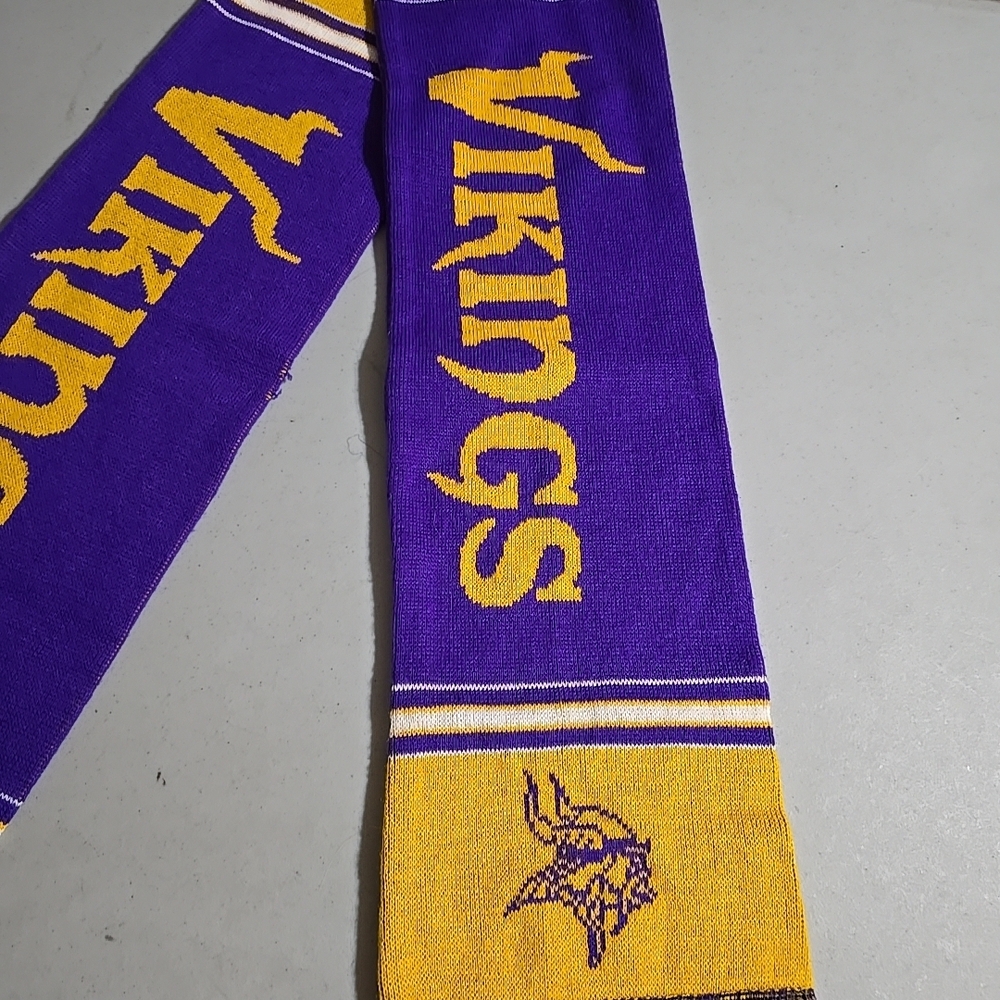 Unisex One Size Fits Most Purple and Yellow Minnesota Vikings Scarf - Picture 2 of 8